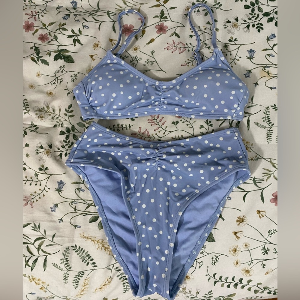 Blue and white polka dot bikini set | M